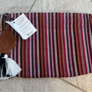 Soulucean large clutch NWT
